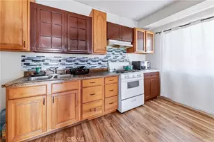 521 W Sunkist, Ontario, CA 91762 - Photo 17