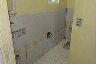 4920 Stratford, Los Angeles, CA 90042 - Photo 15