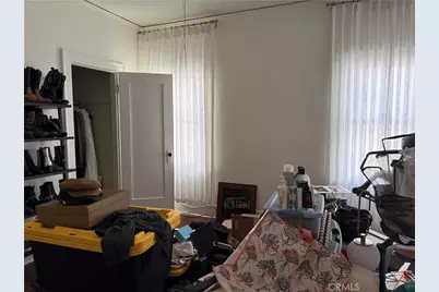 109 S Catalina Street, Los Angeles, CA 90004 - Photo 29