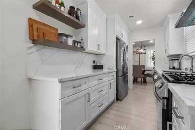 200 E Barclay Street, Long Beach, CA 90805 - Photo 1