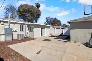 200 E Barclay St, Long Beach, CA 90805 - Photo 17