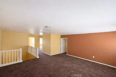 15082 Zircon, Victorville, CA 92394 - Photo 9
