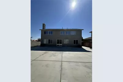15082 Zircon, Victorville, CA 92394 - Photo 17
