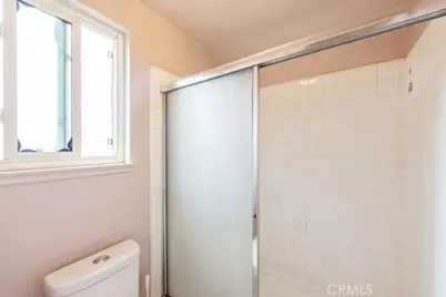 15523 Lancelot Ave, Norwalk, CA 90650 - Photo 19