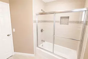 305 Civic Center Dr, Vista, CA 92084 - Photo 11