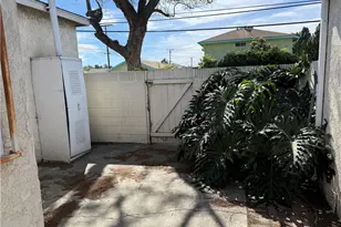 2801 Adriatic Ave, Long Beach, CA 90810 - Photo 15