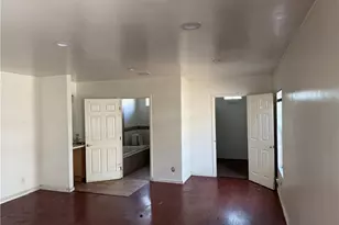 2801 Adriatic Ave, Long Beach, CA 90810 - Photo 11