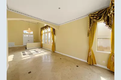 11037 Biella, Whittier, CA 90604 - Photo 5