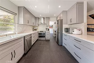 5316 Vista Real, Cypress, CA 90630 - Photo 11