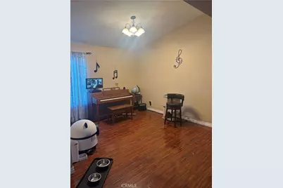 12996 Pacoima, Victorville, CA 92392 - Photo 9