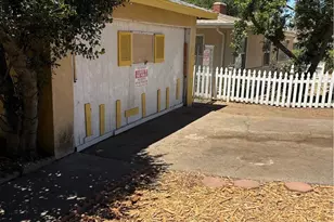6432 Creemore Ln, Tujunga, CA 91042 - Photo 3