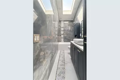 2906 W Ravenswood, Anaheim, CA 92804 - Photo 11