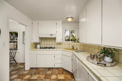 1842 N Greenbrier, Long Beach, CA 90815 - Photo 27