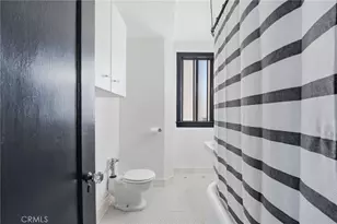 315 W 3rd Street, Long Beach, CA 90802 - Photo 11