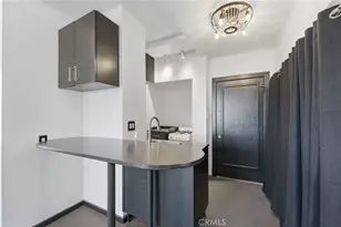 315 W 3rd Street, Long Beach, CA 90802 - Photo 3