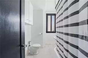315 W 3rd Street, Long Beach, CA 90802 - Photo 9