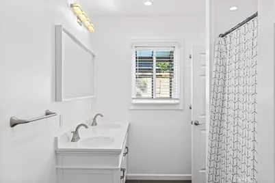 421 E Roosevelt, Long Beach, CA 90807 - Photo 11