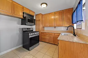 1659 E Plymouth, Long Beach, CA 90805 - Photo 11