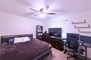 9224 Murcott Ct, Bakersfield, CA 93306 - Photo 5