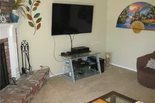 11408 214th, Lakewood, CA 90715 - Photo 13
