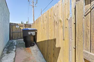 1832 N Brighton, Burbank, CA 91506 - Photo 43
