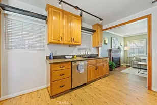 1832 N Brighton, Burbank, CA 91506 - Photo 11