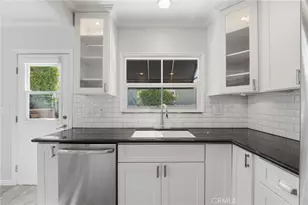 5857 E Mezzanine Way, Long Beach, CA 90808 - Photo 7