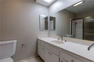 17332 Almelo Ln, Huntington Beach, CA 92649 - Photo 17