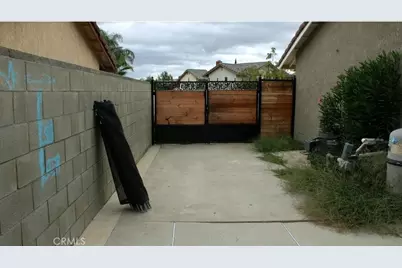 23809 Parkland Avenue, Moreno Valley, CA 92557 - Photo 11