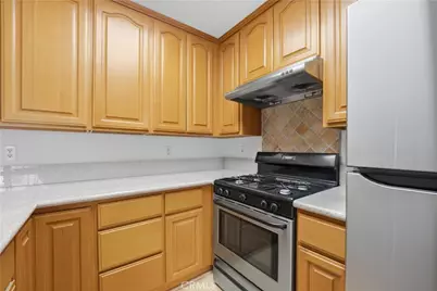 17888 Alburtis Avenue #B112, Artesia, CA 90701 - Photo 9