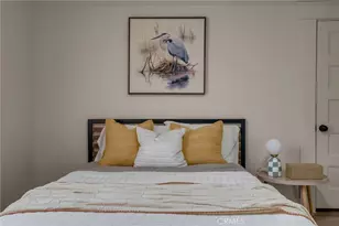 520 E 8th St, Corona, CA 92879 - Photo 33