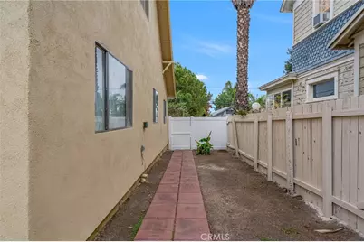 520 E 8th Street, Corona, CA 92879 - Photo 43