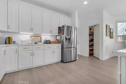 11416 Bridgeway Drive, Riverside, CA 92505 - Photo 9