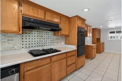 1039 W Avenue J6, Lancaster, CA 93534 - Photo 11