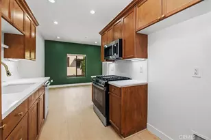 1045 Villorrio, Palm Springs, CA 92262 - Photo 7