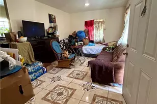 5017 S San Pedro, Los Angeles, CA 90011 - Photo 13