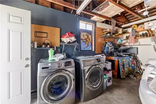 10300 Monterey St, Bellflower, CA 90706 - Photo 21