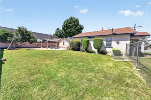 10300 Monterey St, Bellflower, CA 90706 - Photo 19