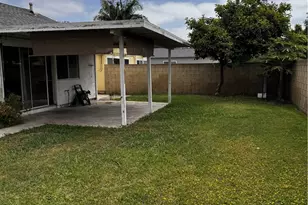 11610 Gonsalves St, Cerritos, CA 90703 - Photo 15