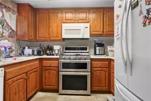 2500 E Willow, Signal Hill, CA 90755 - Photo 7
