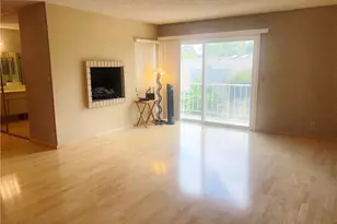 19003 Vickie Ave, Cerritos, CA 90703 - Photo 43