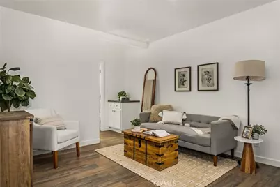 6725 Perry Road, Bell Gardens, CA 90201 - Photo 13
