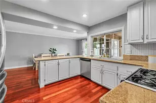 23041 La Granja, Valencia, CA 91354 - Photo 11