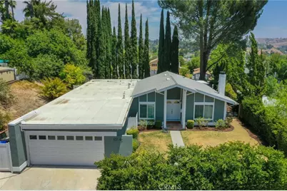 23041 La Granja, Valencia, CA 91354 - Photo 47