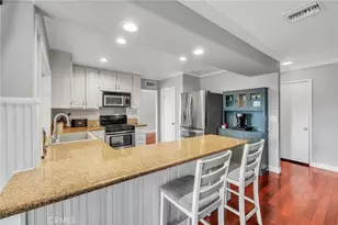 23041 La Granja, Valencia, CA 91354 - Photo 19