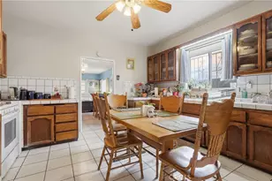 201 W 50th, Los Angeles, CA 90037 - Photo 23