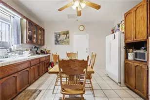 201 W 50th, Los Angeles, CA 90037 - Photo 21