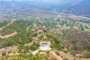 2160 Puerto Del Mundo, Fallbrook, CA 92028 - Photo 61