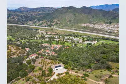 2160 Puerto Del Mundo, Fallbrook, CA 92028 - Photo 5