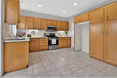 14023 Visions Drive, La Mirada, CA 90638 - Photo 33